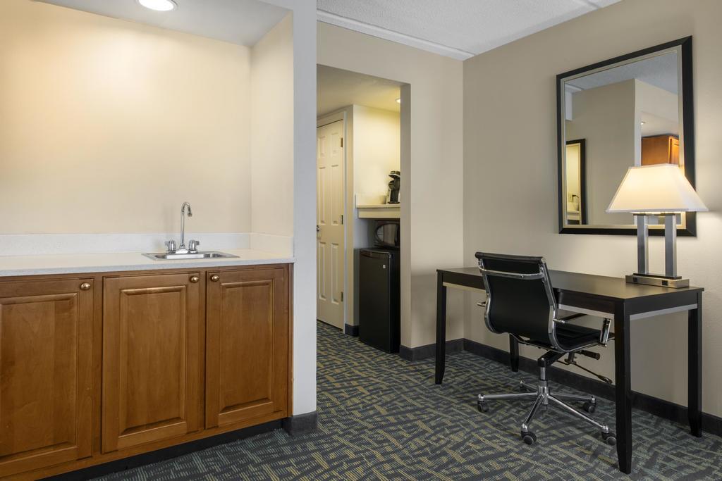 Savannah South - I-95 Gateway By Ihg Hotel 3*