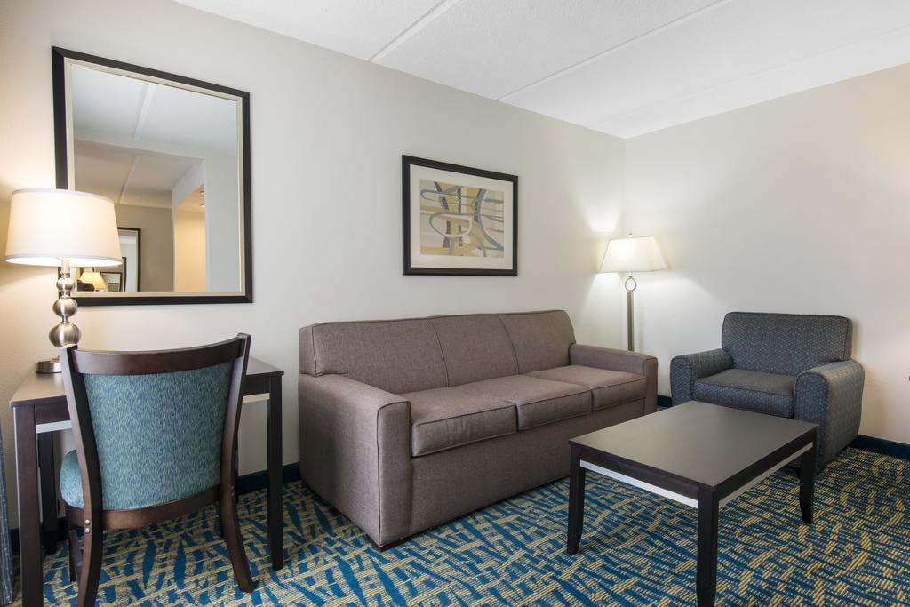 Hotel Savannah South - I-95 Gateway By Ihg 3*