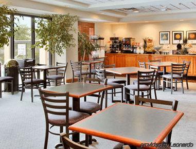 Hotel Savannah South - I-95 Gateway By Ihg 3*